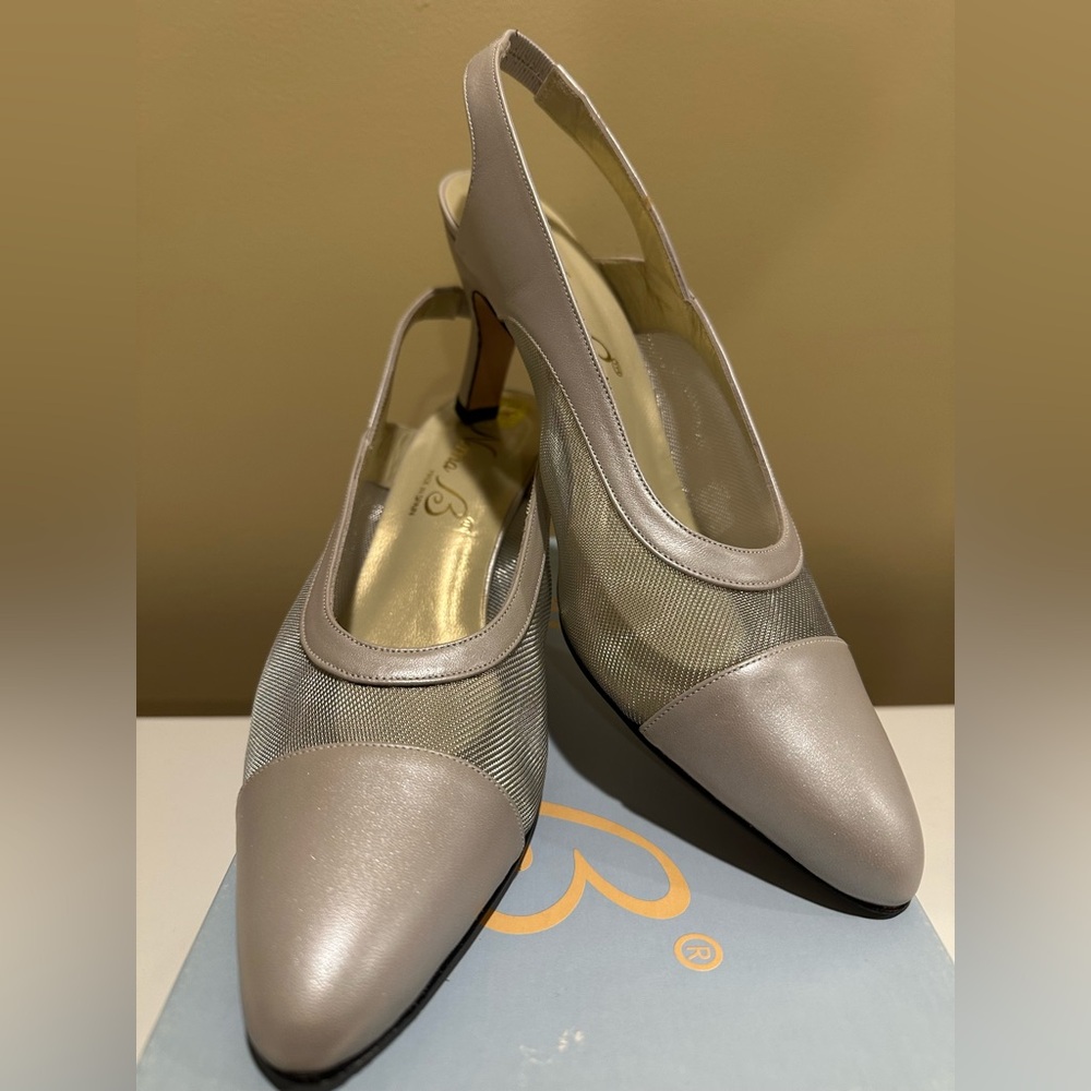 Norma B. Thor S-Glow Oyster Shoes - Silver Mess and Leather Sling Back Heel